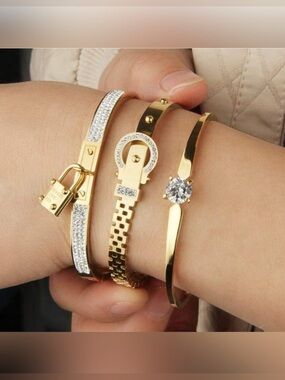 Gold Plated Stainless Steel 3-Piece Bracelet Set Lock,Buckle & Solitaire Design